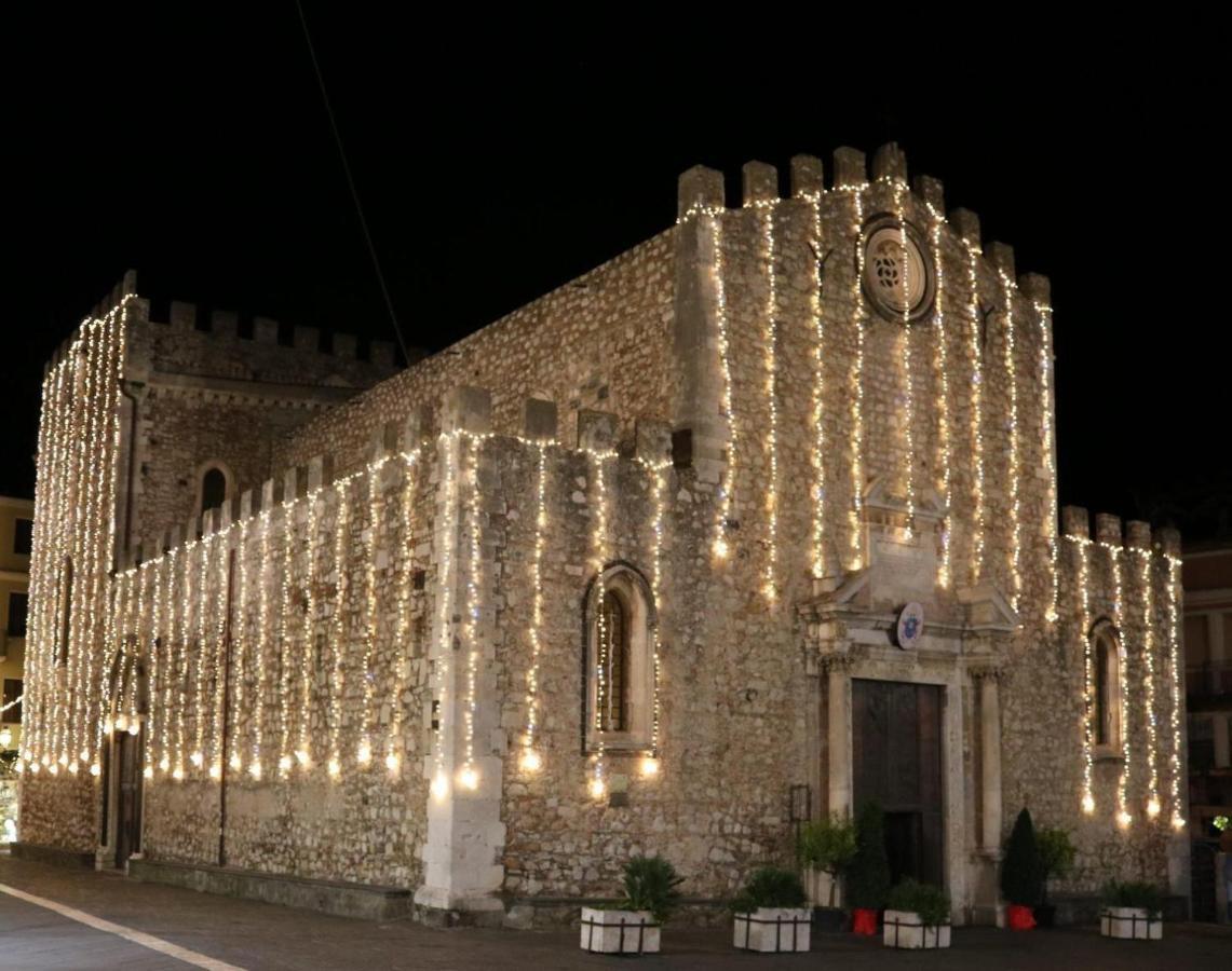 Апартаменти Casa Antica Savoia Таорміна Екстер'єр фото